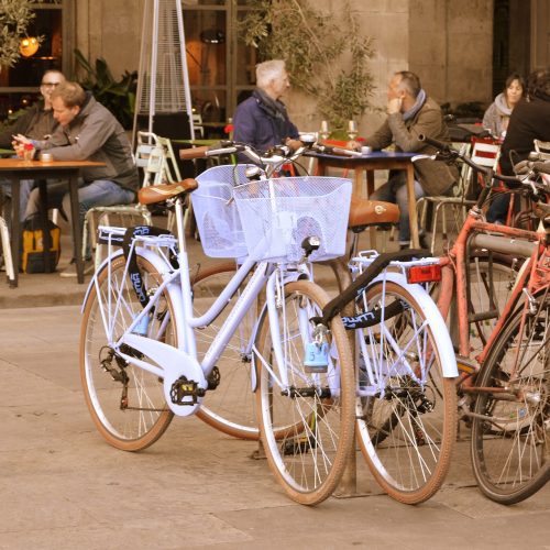 3 rutas para disfrutar de Barcelona en bici